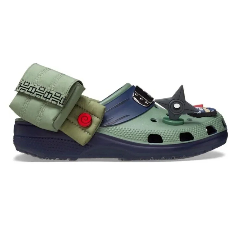 EXCLUSIVE Crocs x Naruto Shippuden Kakashi Classic Clogs - Picture 4 of 5